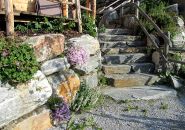 Gartengestaltung mit Steinstufen